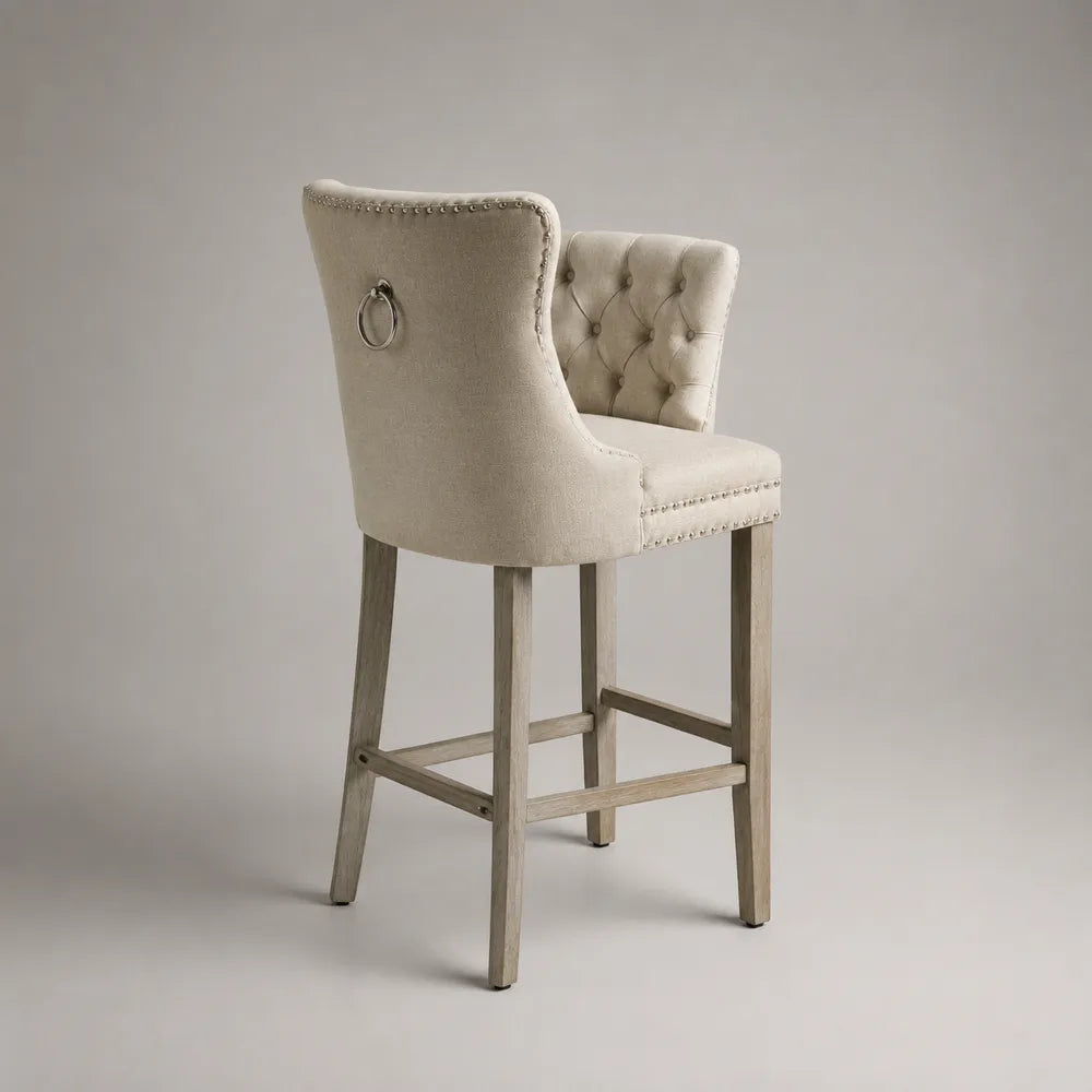 Sgabello da bar imbottito beige con schienale alto e struttura in legno 50 x 55 x 110 cm